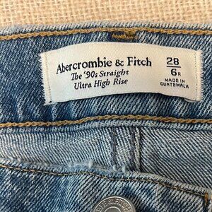AF 90's Straight Ultra High Rise Jeans